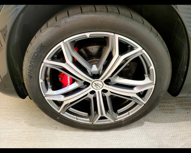 MASERATI Levante usata 29