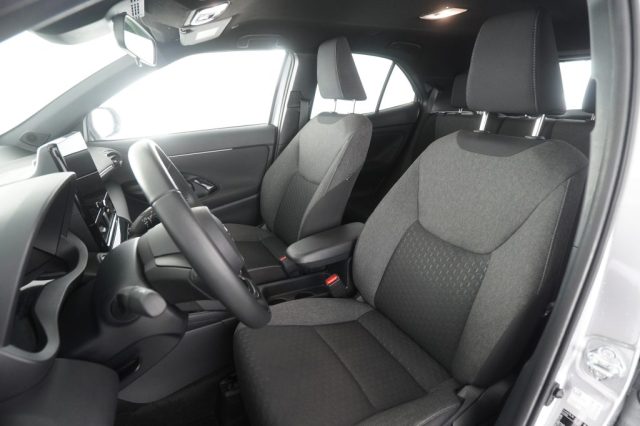 TOYOTA Yaris Cross usata 2