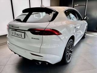 MASERATI Grecale usata, con Autoradio