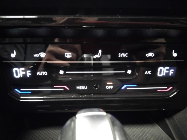 VOLKSWAGEN Passat usata, con Adaptive Cruise Control