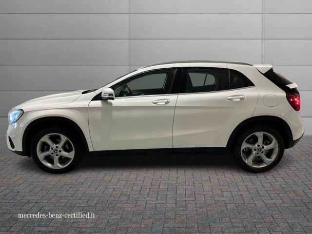 MERCEDES-BENZ GLA 200 usata, con Chiusura centralizzata