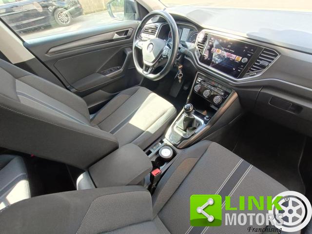 VOLKSWAGEN T-Roc usata, con Autoradio