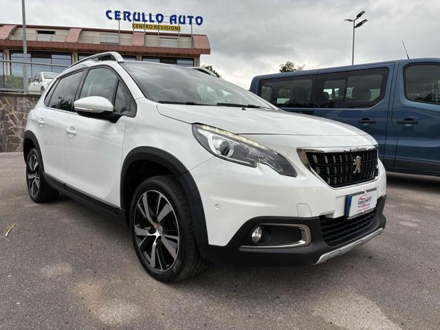 PEUGEOT 2008 usata, con Airbag