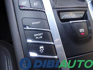 PORSCHE Macan usata, con Gancio traino