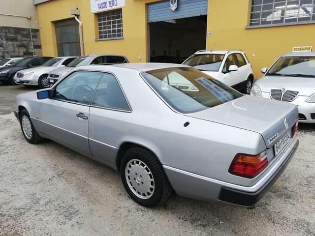 MERCEDES-BENZ 200 usata 8