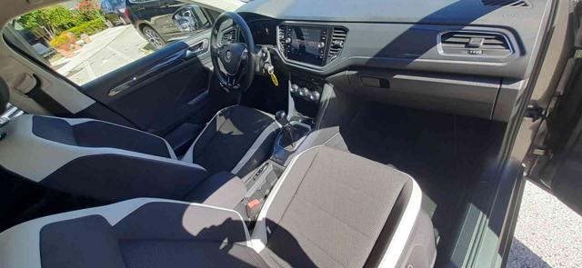 VOLKSWAGEN T-Roc usata 25