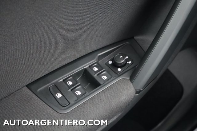 VOLKSWAGEN Tiguan usata, con Autoradio digitale