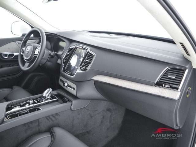 VOLVO XC90 usata 13
