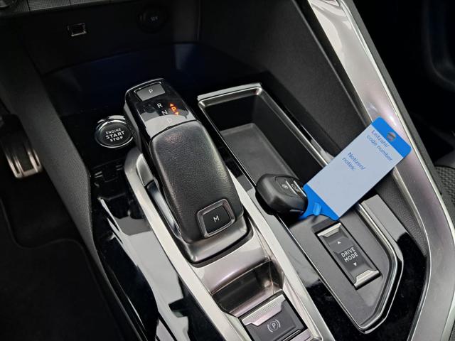 PEUGEOT 3008 usata, con Sistema di navigazione
