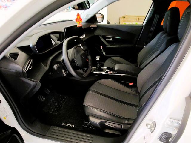 PEUGEOT 2008 usata, con Cruise Control