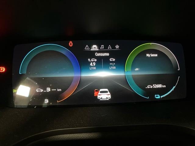 RENAULT Arkana usata, con Touch screen