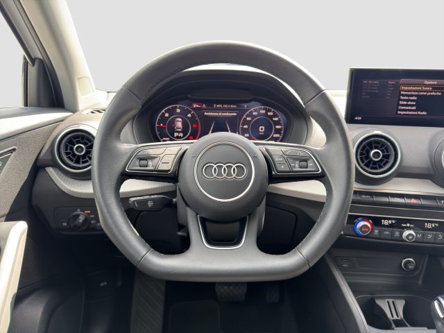 AUDI Q2 usata 12