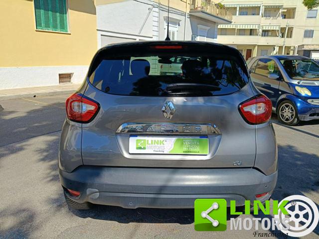 RENAULT Captur usata, con Autoradio