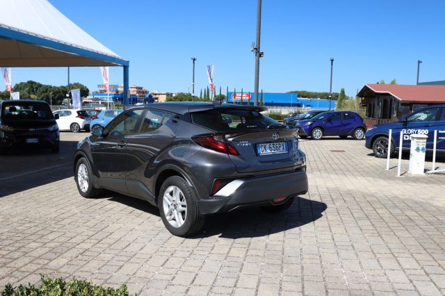 TOYOTA C-HR usata 22