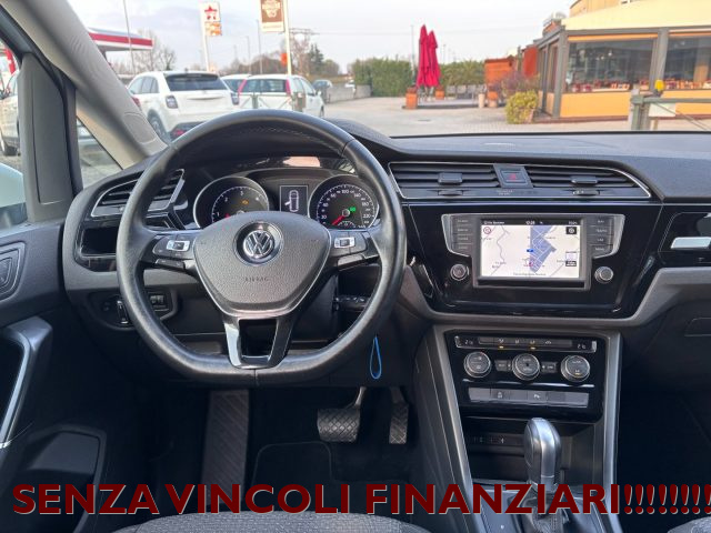 VOLKSWAGEN Touran usata, con Lettore CD