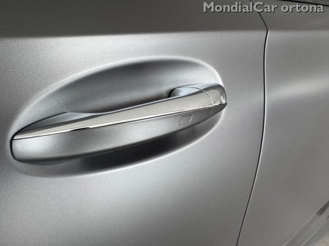 MERCEDES-BENZ A 180 usata, con Autoradio digitale