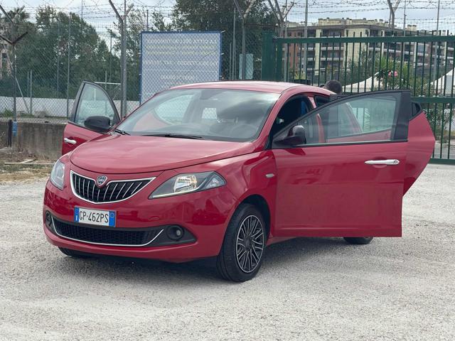 LANCIA Ypsilon usata, con Airbag