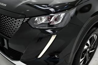 PEUGEOT 2008 usata, con Touch screen