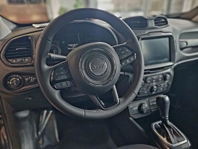 JEEP Renegade usata, con USB