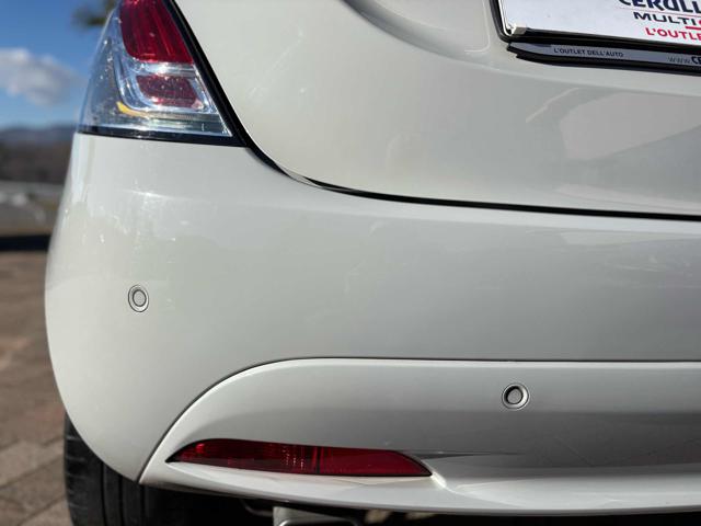 LANCIA Ypsilon usata, con Servosterzo