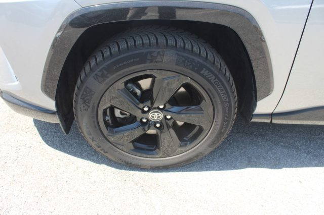 TOYOTA RAV 4 usata, con Fari LED