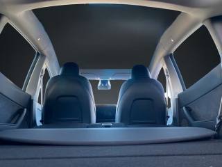 TESLA Model Y usata, con Park Distance Control