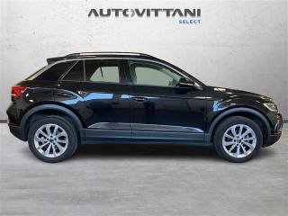 VOLKSWAGEN T-Roc usata, con Autoradio