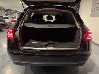 MERCEDES-BENZ C 220 usata, con Sedili sportivi