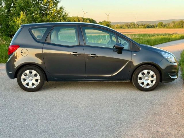 OPEL Meriva usata, con Autoradio
