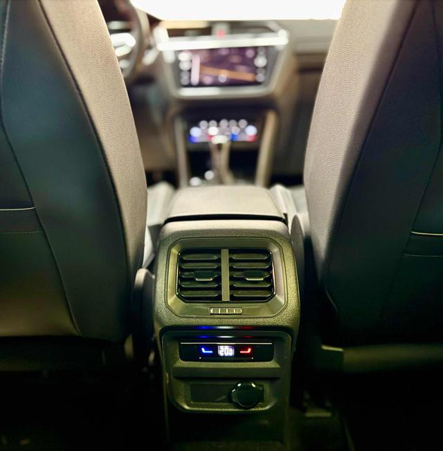 VOLKSWAGEN Tiguan usata, con Park Distance Control