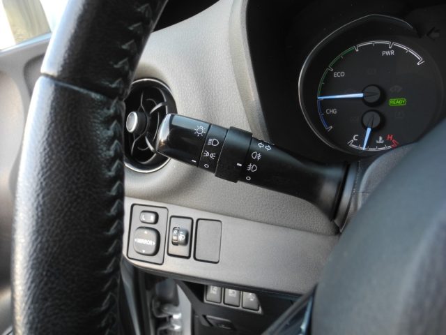 TOYOTA Yaris usata, con Marmitta catalitica