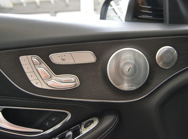 MERCEDES-BENZ C 180 usata, con Autoradio