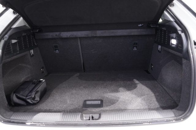 AUDI Q2 usata, con Riconoscimento dei segnali stradali