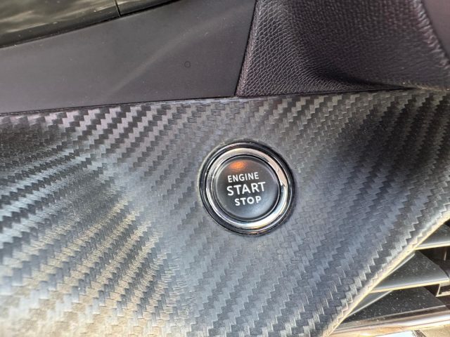 PEUGEOT 208 usata, con ESP