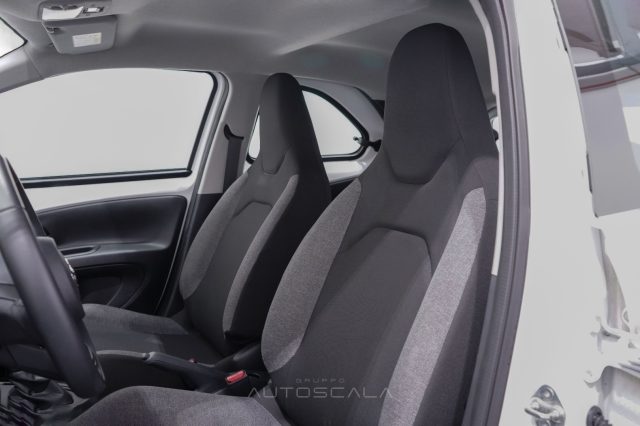 TOYOTA Aygo X usata, con Servosterzo