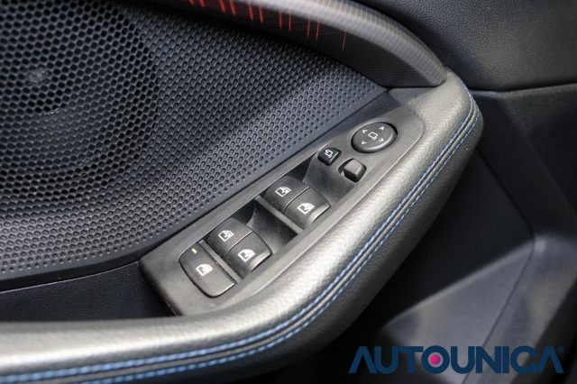 BMW 220 usata, con Sound system