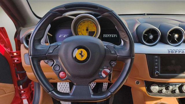 FERRARI FF usata, con Park Distance Control