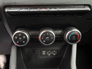 RENAULT Clio usata, con Fari LED