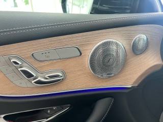 MERCEDES-BENZ E 220 usata, con Boardcomputer