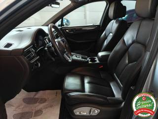 PORSCHE Macan usata, con Autoradio