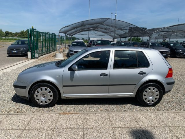 VOLKSWAGEN Golf usata, con Airbag
