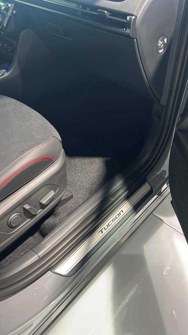 HYUNDAI Tucson usata, con Airbag laterali