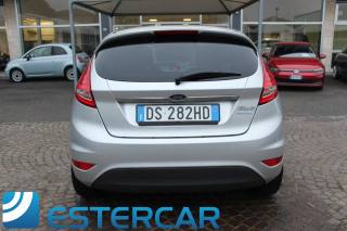 FORD Fiesta usata, con Controllo automatico clima