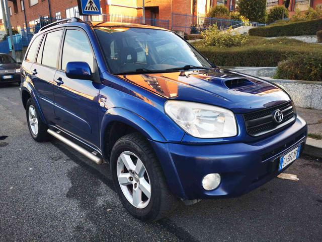 TOYOTA RAV 4 MY23 usata, con Airbag laterali