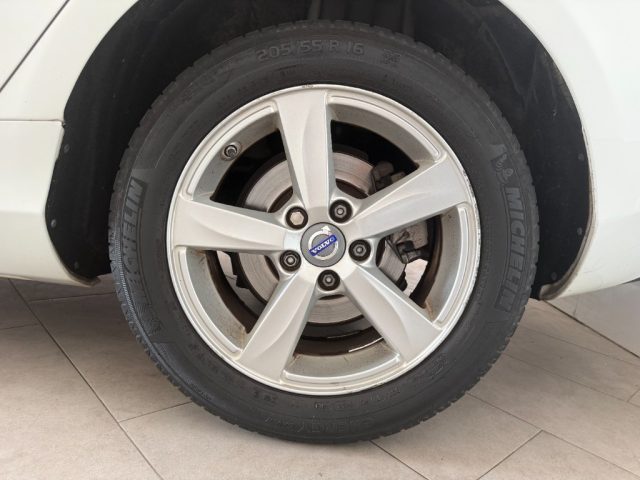 VOLVO V40 usata 7