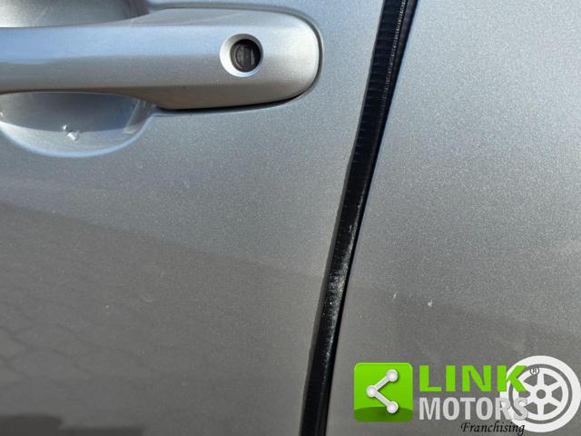 TOYOTA Yaris usata, con Chiamata automatica per emergenze