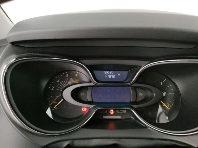 RENAULT Captur usata, con Volante in pelle