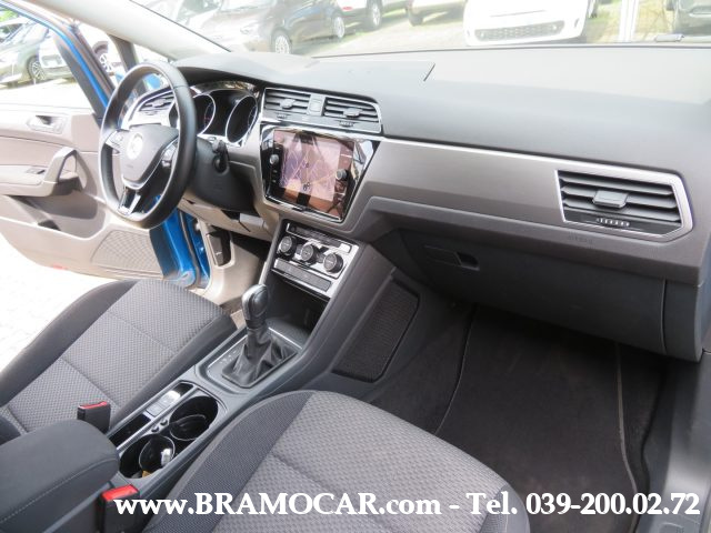 VOLKSWAGEN Touran usata, con Bluetooth