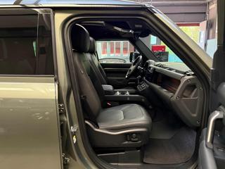 LAND ROVER Defender usata, con Cronologia tagliandi