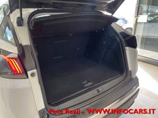 PEUGEOT 3008 usata, con Bracciolo